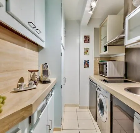 Charming 1br With Terrace Le Marais Center Appartamento