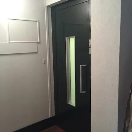 Appartamento Charming 1br With Terrace Le Marais Center Parigi